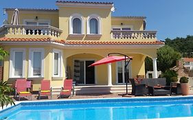 Villa Rosana